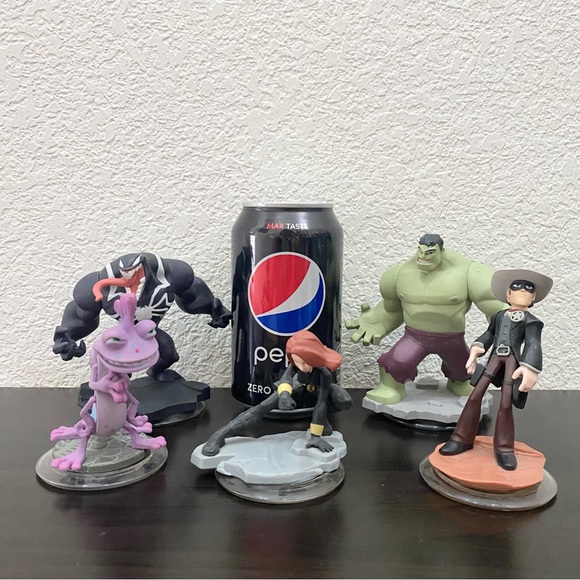 SKYLANDERS Disney Infinity Lot of 5 Loose Figure Toys - Picture 4 of 12